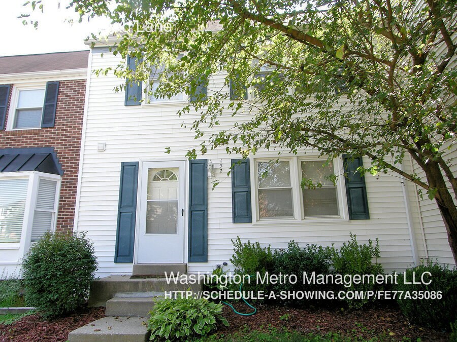 Foto principal - Beautifully Updated Townhome