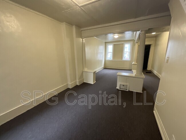 Foto del edificio - 524 S Queen St