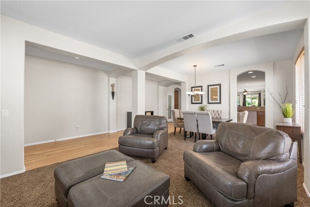 Building Photo - 39951 Capland Dr