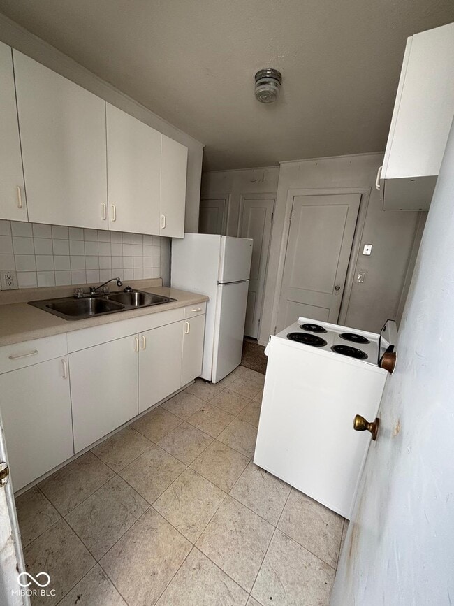 Foto del edificio - 4021 Clarendon Rd