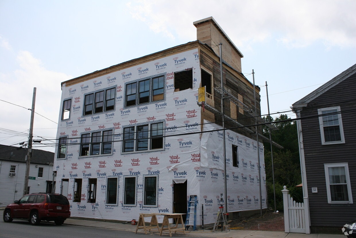 94 Water St, Newburyport, MA 01950 Apartments in Newburyport, MA