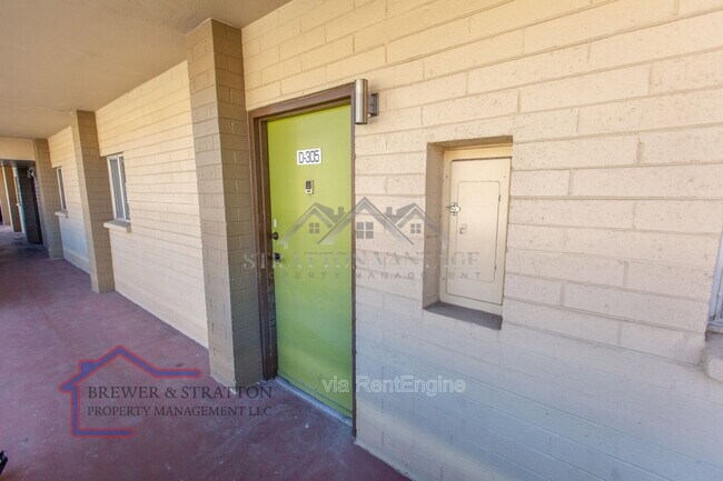 Foto del edificio - 351 E Thomas Rd