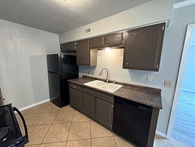 Foto del edificio - 5865 Townhouse Ln., Beaumont, TX 77707