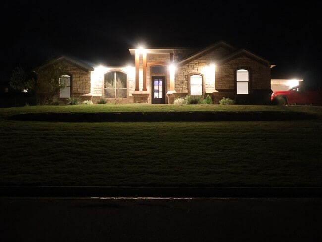 Foto del edificio - 1911 River Rock Trail