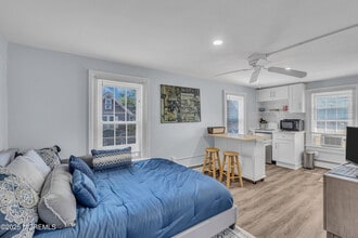Building Photo - 128 Mt Hermon Way