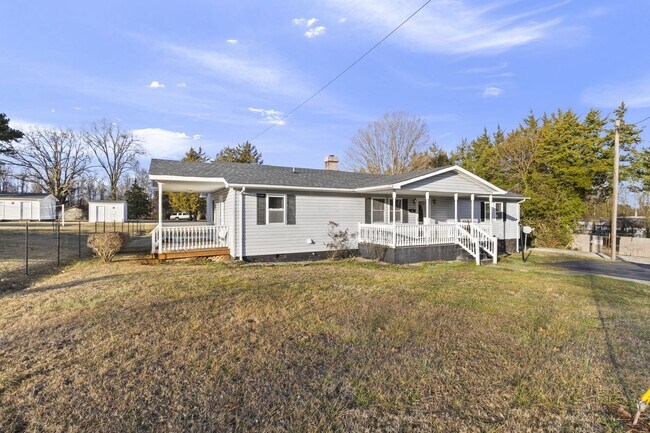 Foto del edificio - Charming 3 Bedroom Home for Rent!