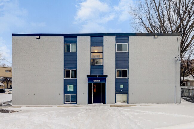 Photo du bâtiment - Westbrook Apartments