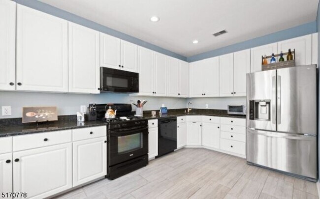 Foto del edificio - 12 Timothy Ct