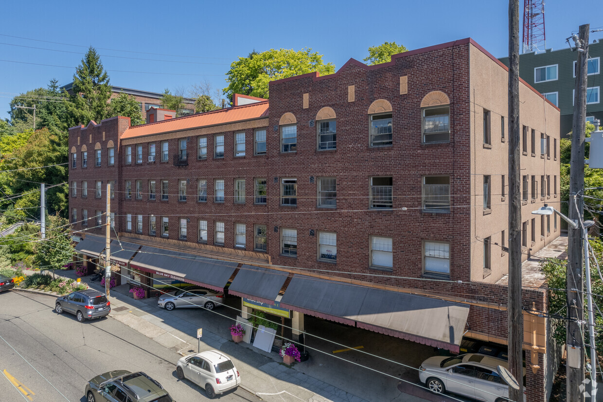Primary Photo - Galer Crest Apartments