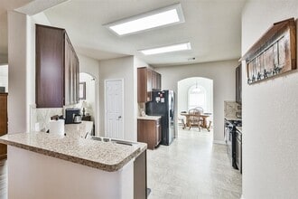Building Photo - 11514 Dahlia Dale Dr