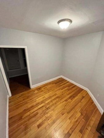 Building Photo - 376 Ferry St