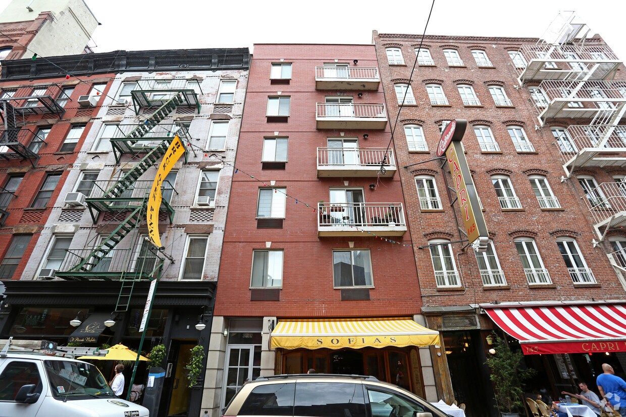 Foto del edificio - 143 Mulberry St