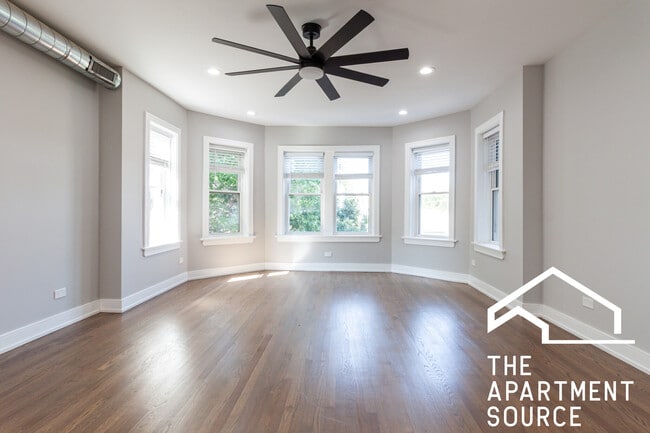 Foto del edificio - 1241 W Carmen Ave