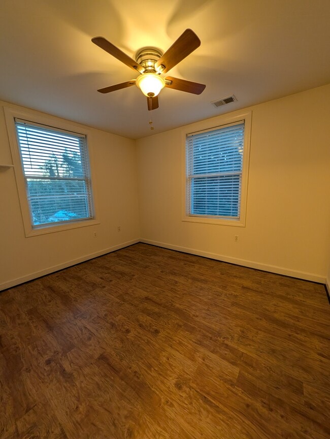 Foto del edificio - 5040 1st St NW