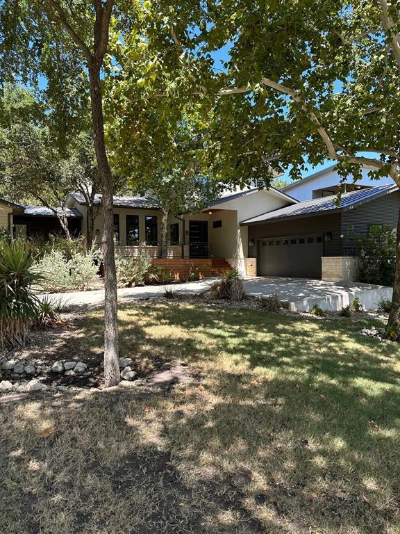 Primary Photo - 1604 Lipan Trail