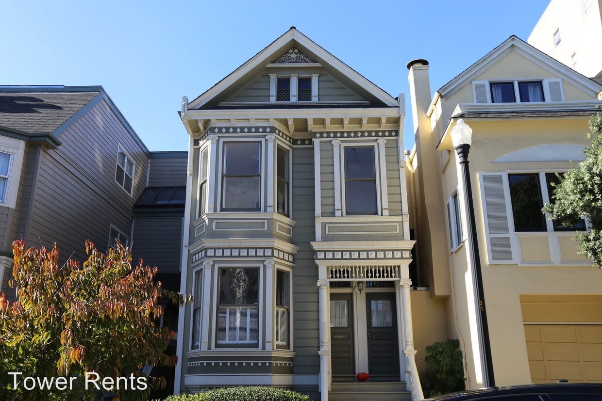 Primary Photo - 325 Walnut St