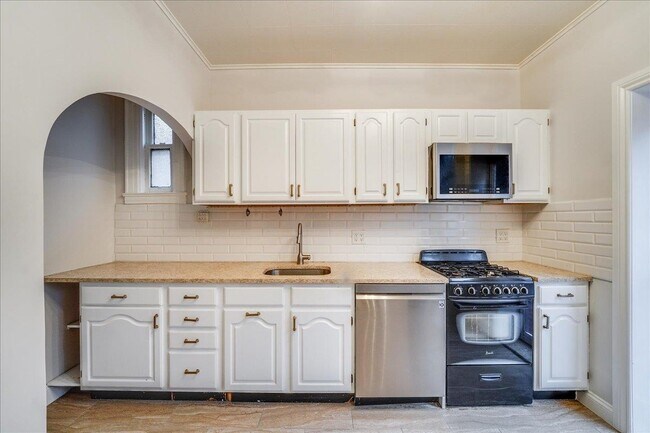 Foto del edificio - 654 JFK Blvd E