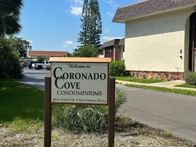 Foto del edificio - 3800 Saxon Dr