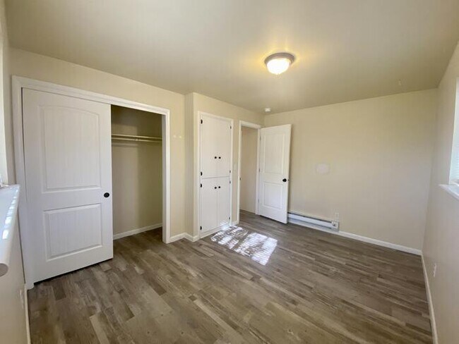 Building Photo - Downtown 1bd for Rent