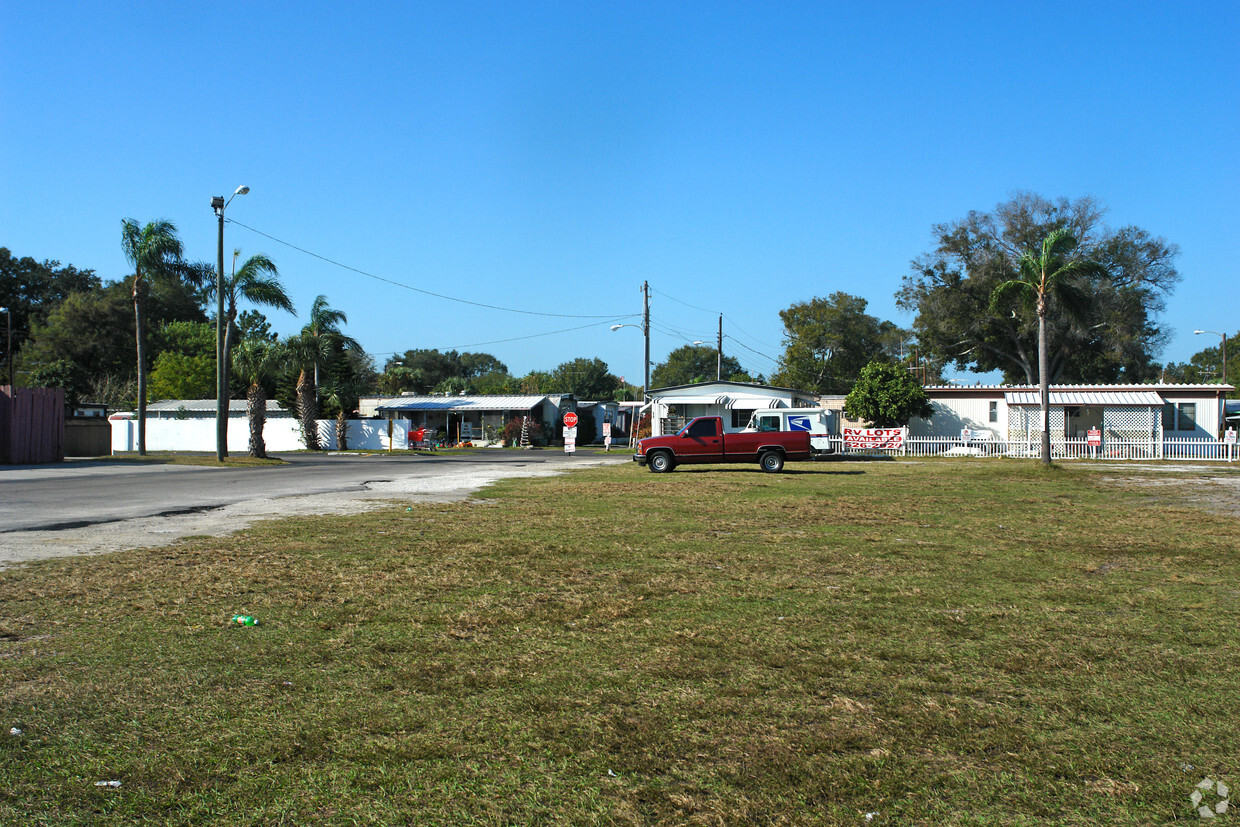 Foto del edificio - Hollywood Trailer Park