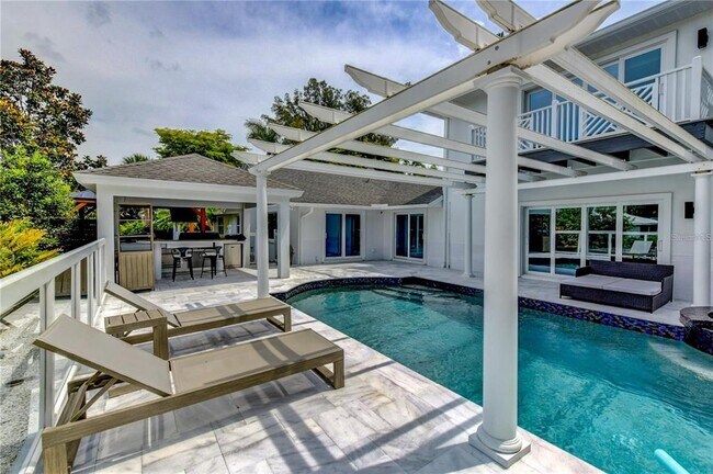 Foto del edificio - 1720 Spring Creek Dr