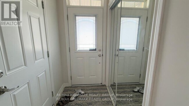 Building Photo - 207 Cayman Rd