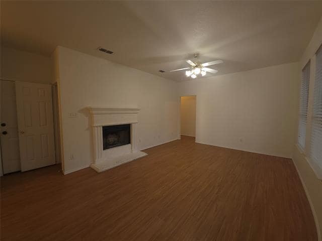 Building Photo - 6405 Freshwater Ln