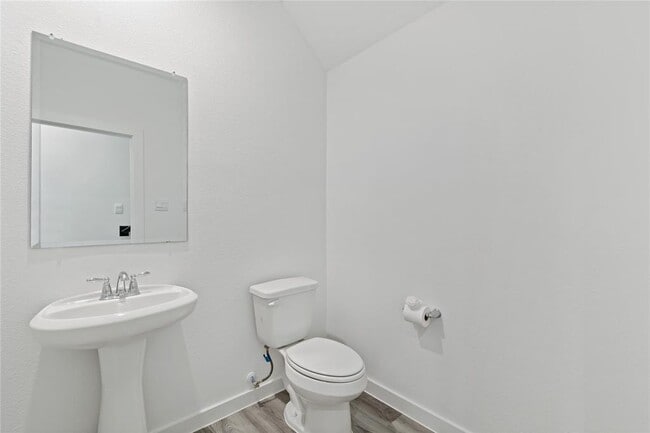 Building Photo - 2922 Crown Gate Dr