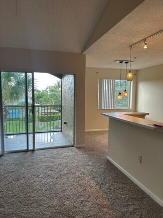 Building Photo - 266 Village Blvd