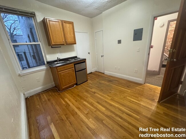 Building Photo - 51 S Huntington Ave