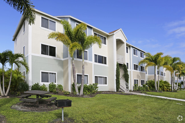 Lexington Apartments Fort Myers