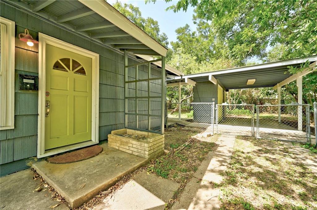 Primary Photo - 3102 Fontana Dr