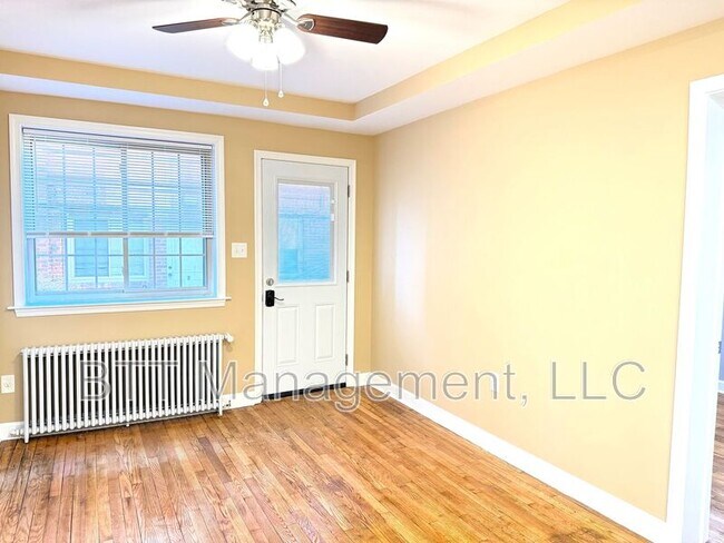 Foto del edificio - 8800 Plymouth St