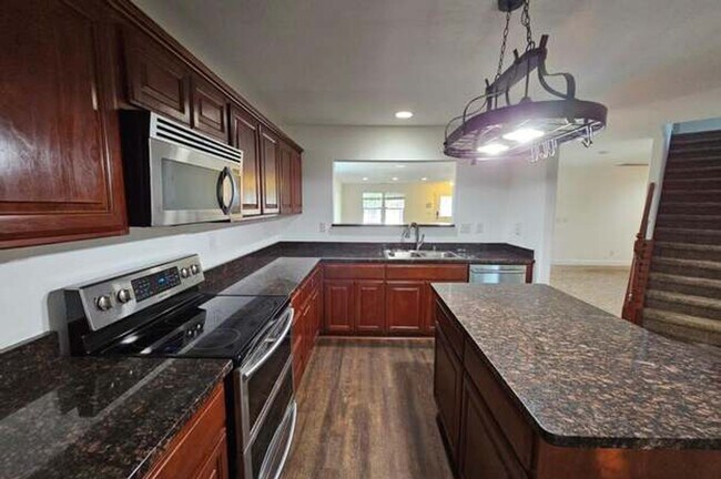 Foto del edificio - Apply Now to Schedule Viewing.