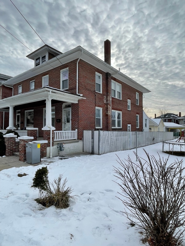 Building Photo - 3426 Fairfield St