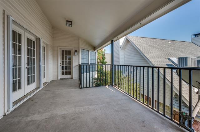 Building Photo - 6049 Hillcrest Ave