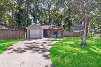 Building Photo - 2115 SW 72 St