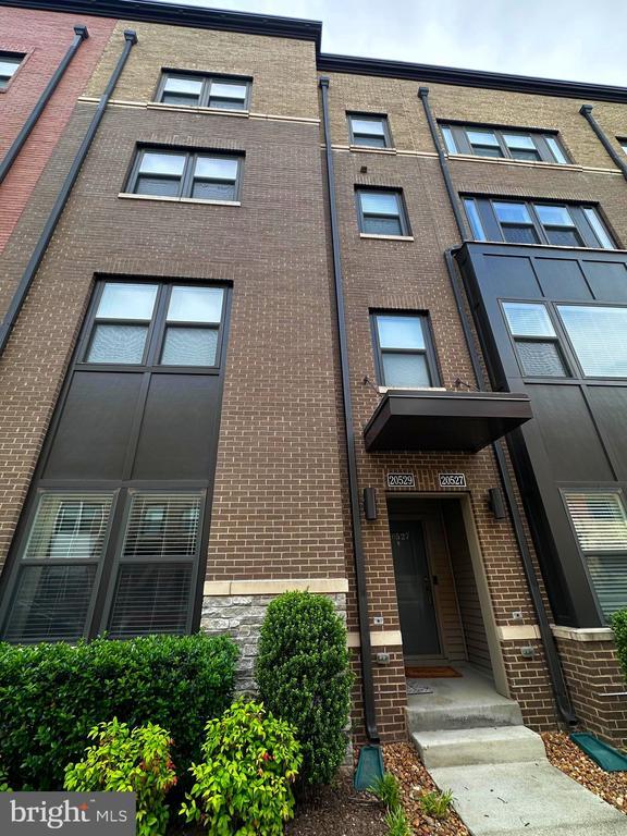 Foto principal - 20529 Milbridge Ter