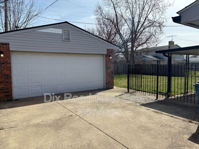 Foto del edificio - 7106 Lunceford Dr