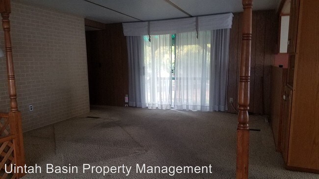 Building Photo - 2 br, 1.5 bath House - 475 Roosevelt Circle
