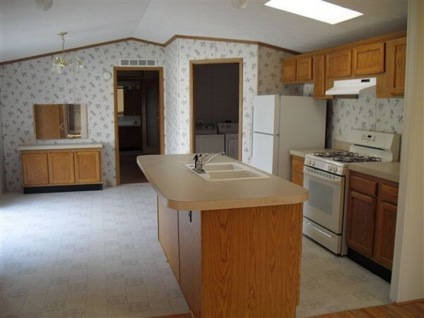 Foto del edificio - 3 br, 2 bath Mobile Home - Lakefront Estat...
