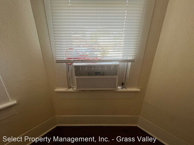 Foto del edificio - 2 br, 1 bath House - 131 Stewart Street