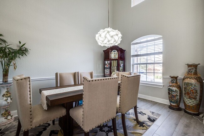 Building Photo - 4 Bedroom/3 Bathroom  Aviara Subdivision