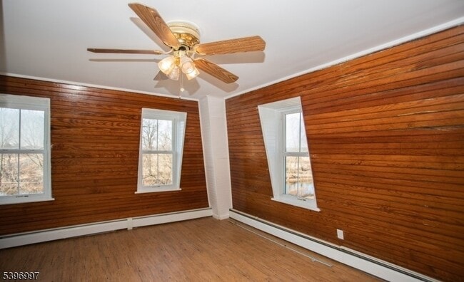 Foto del edificio - 848 River Rd