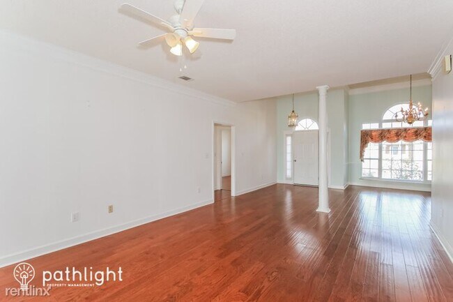 Building Photo - 3 br, 2 bath House - 2104 Larks Court UNIT