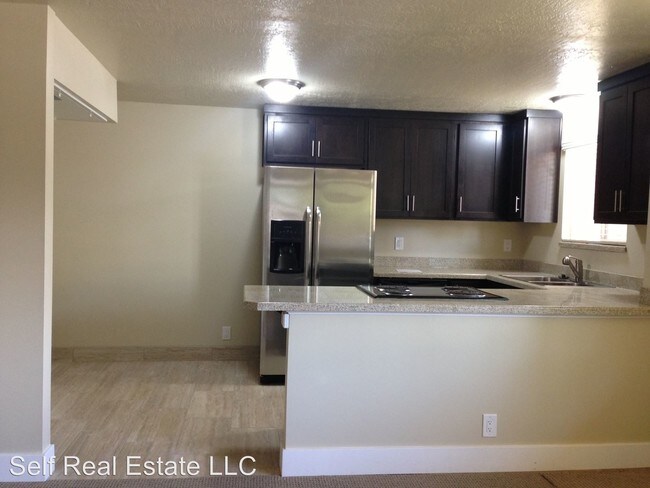 Building Photo - 116 S 800 E