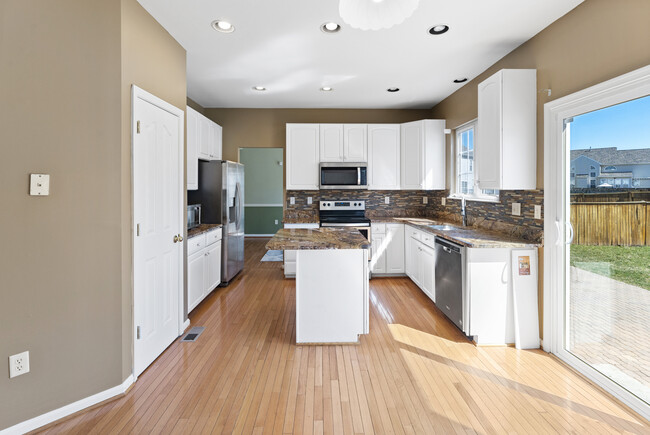 Building Photo - 9708 Cadwell St