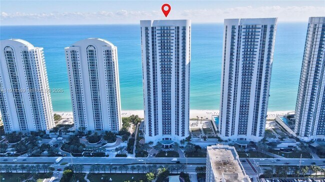 Foto del edificio - 16001 Collins Ave