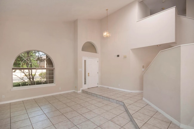 Building Photo - 8500 Vineyard Ridge Rd NE