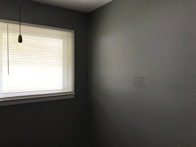 Building Photo - Lawrence Twp - 3 bedroom home